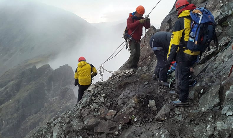 Skye MRT rescuing climber